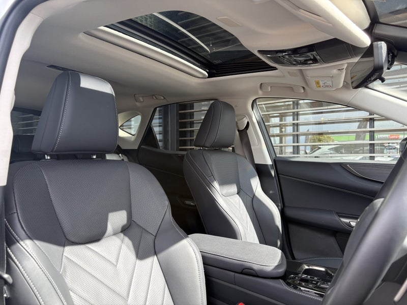 2026 Lexus NX 450h+ Limited AWD image 2