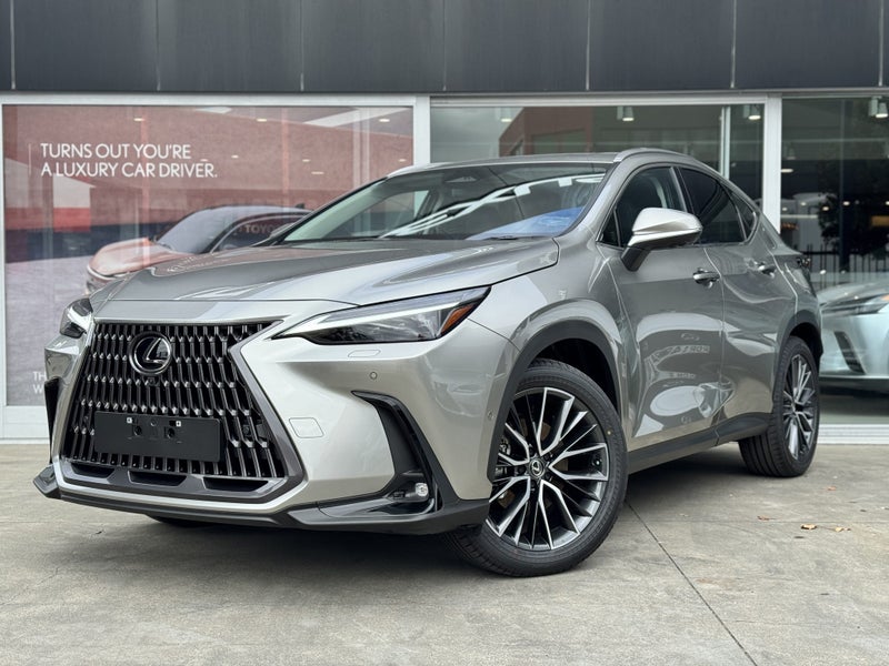 2026 Lexus NX 450h+ Limited AWD Plug in Hybrid image 3