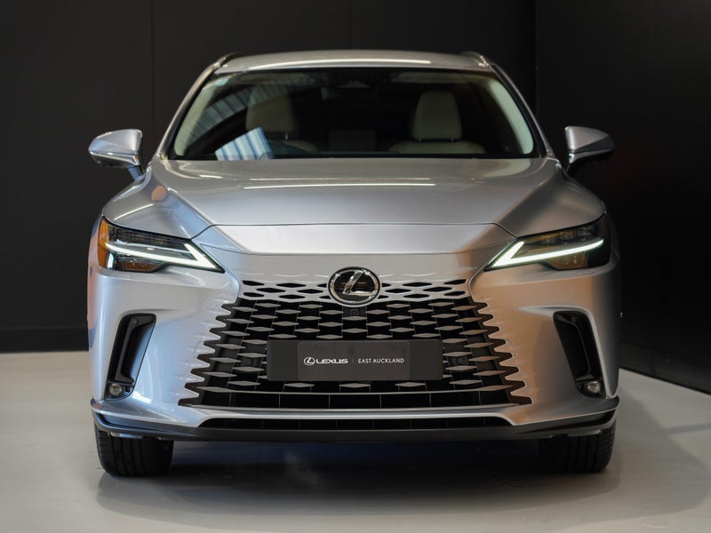 2026 Lexus RX 350h Limited 2.5P HEV CVT AWD SUV... image 4