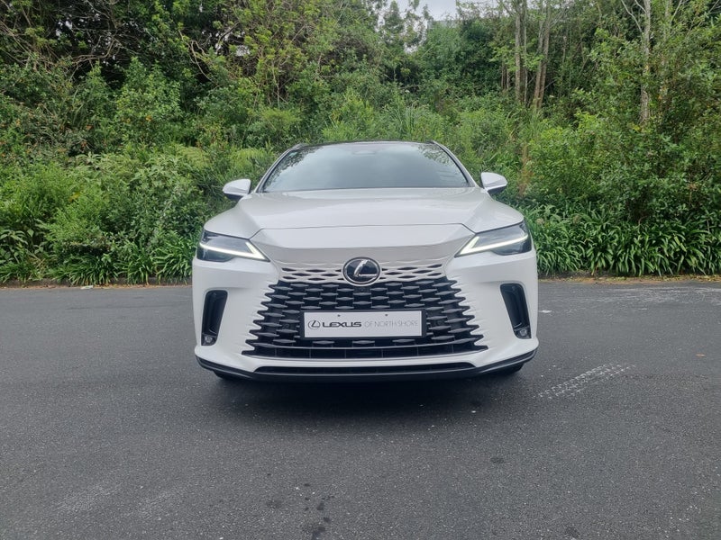 2026 Lexus RX 450h+ Limited 2.5L Plug-In Hybrid... image 2