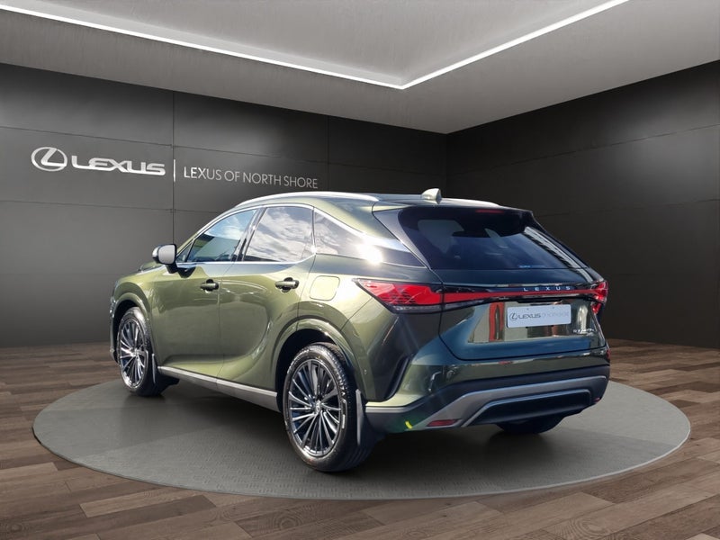 2026 Lexus RX 450h+ Limited 2.5L Plug-In Hybrid... image 5