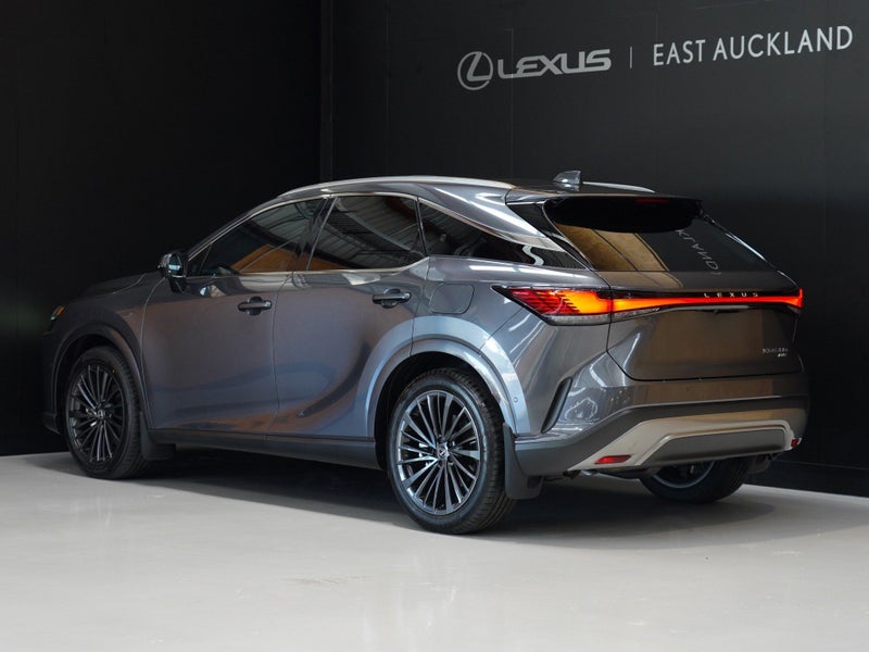 2026 Lexus RX 450h+ Limited 2.5P PHEV ECVT AWD... image 2