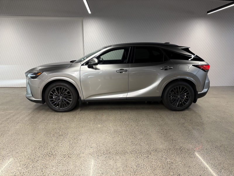 2026 Lexus RX 450h+ Limited 2.5P PHEV ECVT AWD... image 4