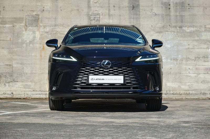 2026 Lexus RX 450h+ Limited image 2