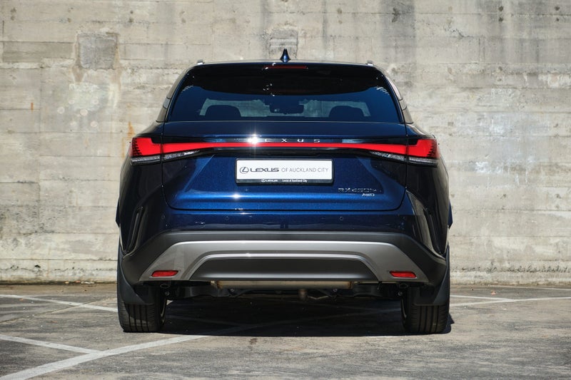 2026 Lexus RX 450h+ Limited image 5