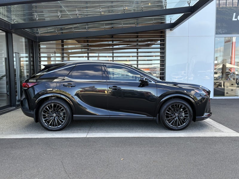 2026 Lexus RX 450h+ Limited PHEV AWD image 5
