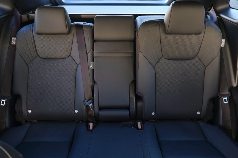 2026 Lexus RX 450h+ Premium image 5