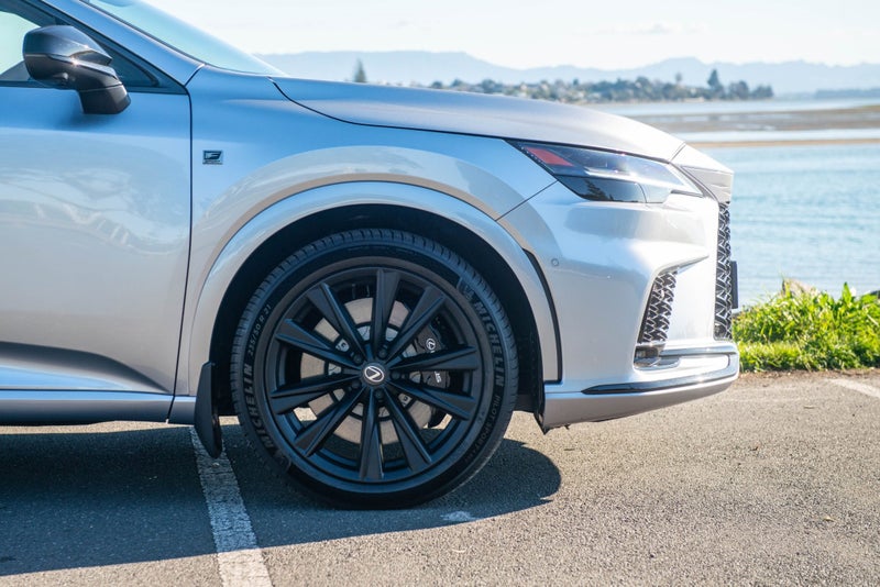 2026 Lexus RX 500h F Sport 2.4PT 1MHEV 6AT AWD SUV image 5