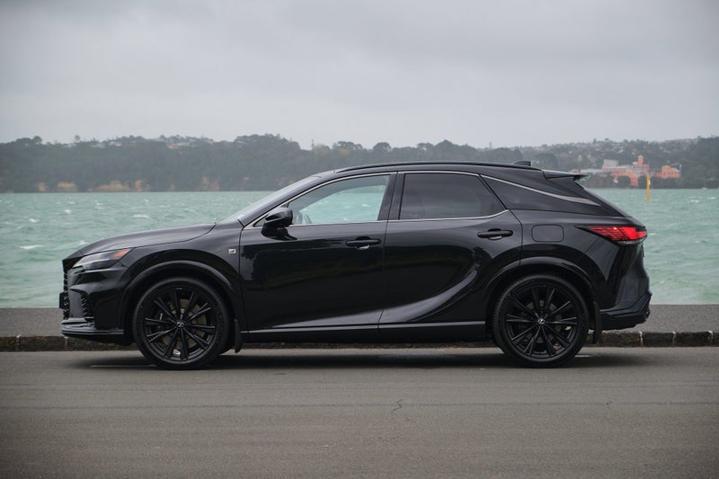 2026 Lexus RX 500h F-Sport image 3