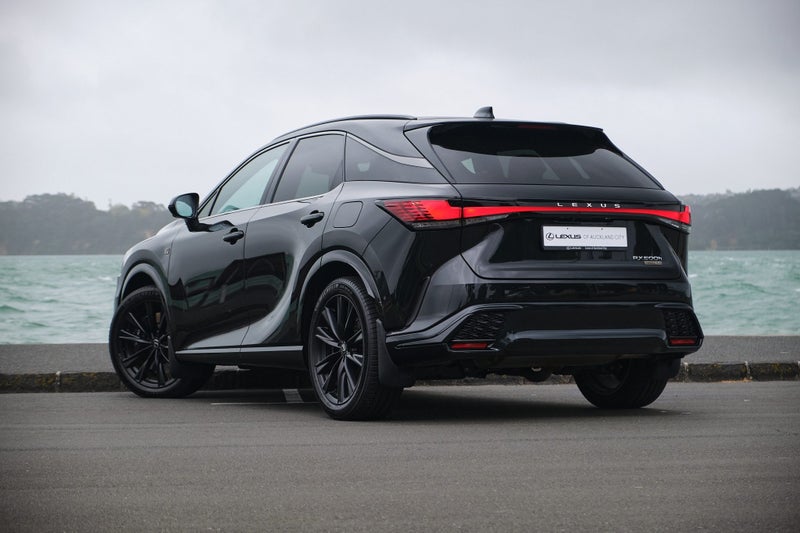 2026 Lexus RX 500h F-Sport image 4