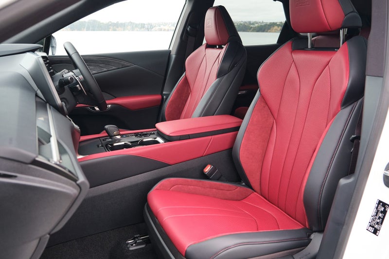 2026 Lexus RX 500h F Sport Performance image 3