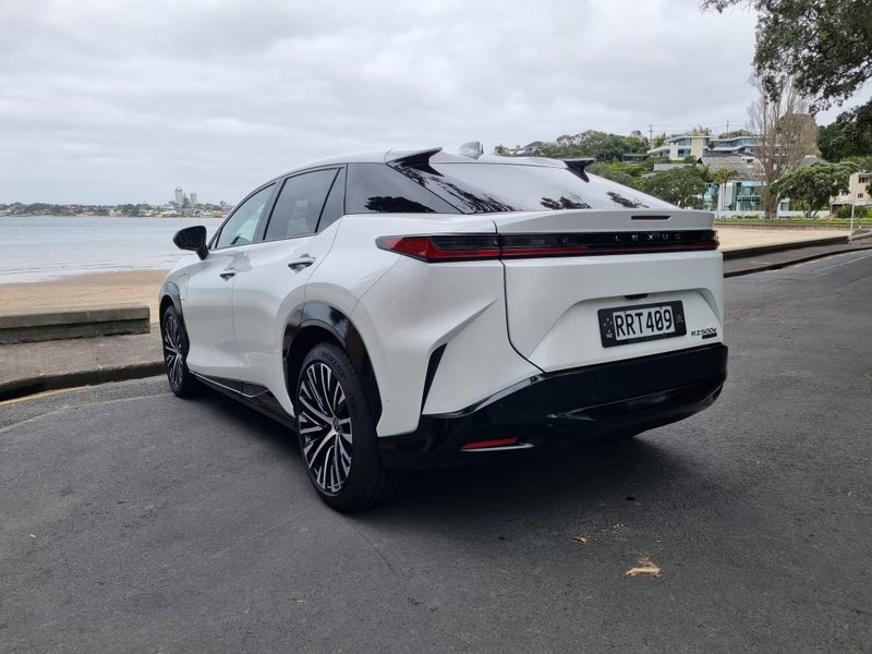 2026 Lexus RZ 500e Dynamic Battery Electric Veh... image 5