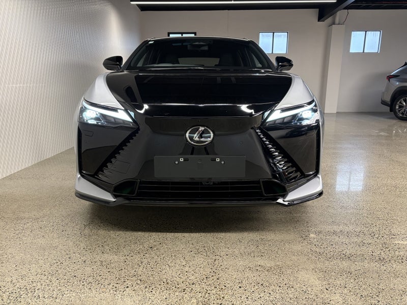 2026 Lexus RZ 550e F SPORT BEV AWD SUV/5D/5S image 2