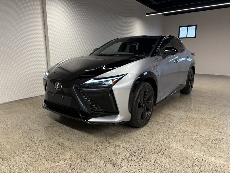 2026 Lexus RZ 550e F SPORT BEV AWD SUV/5D/5S image 3