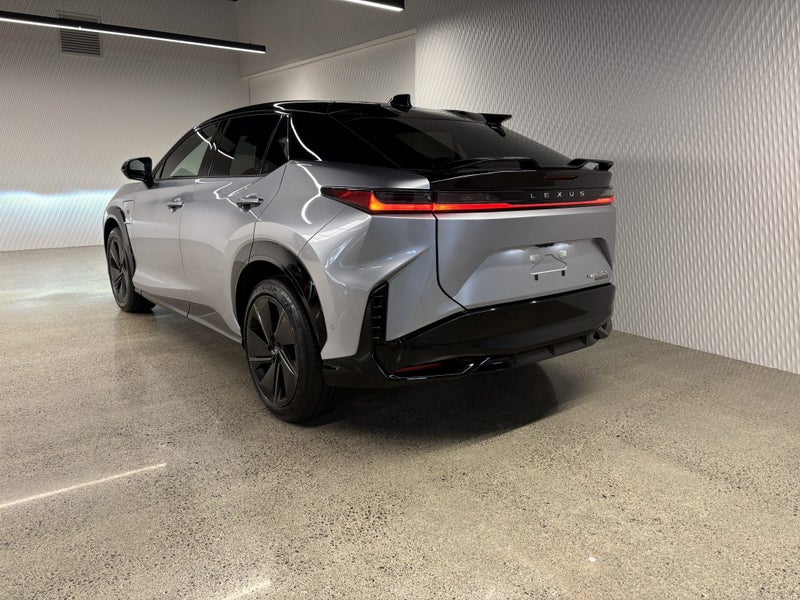 2026 Lexus RZ 550e F SPORT BEV AWD SUV/5D/5S image 5