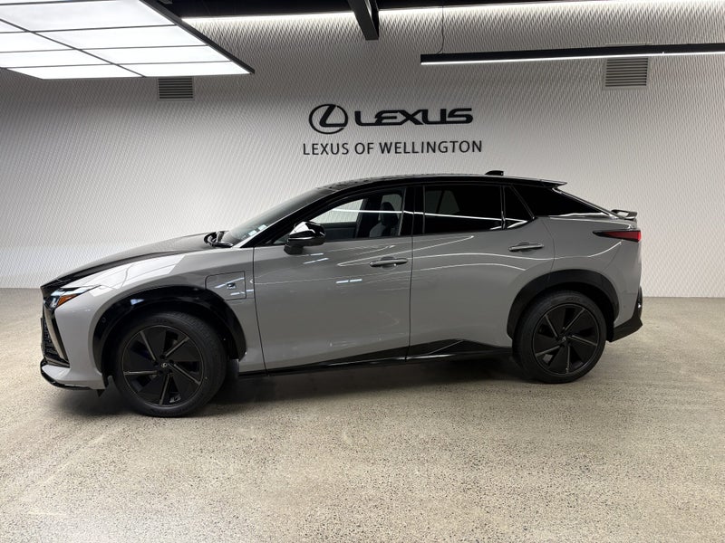 2026 Lexus RZ 550e F SPORT BEV AWD SUV/5D/5S (X... image 2