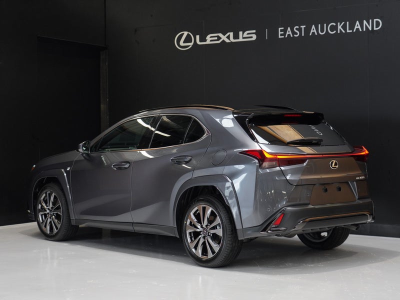 2026 Lexus UX 300h F Sport 2.0P HV ECVT FWD SUV... image 2