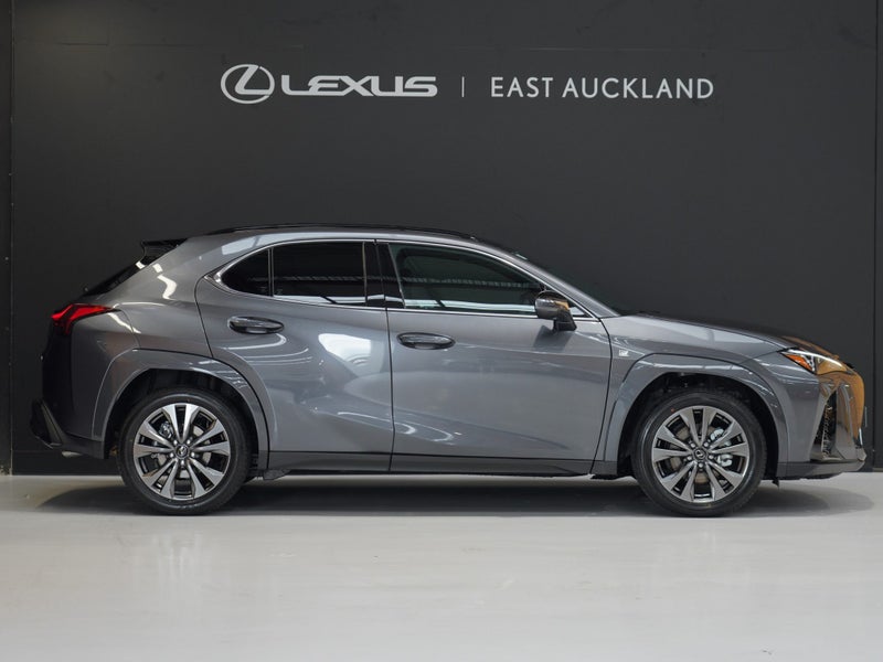 2026 Lexus UX 300h F Sport 2.0P HV ECVT FWD SUV... image 3