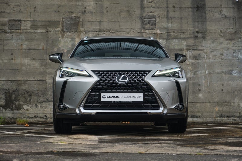 2026 Lexus UX 300h Limited image 2