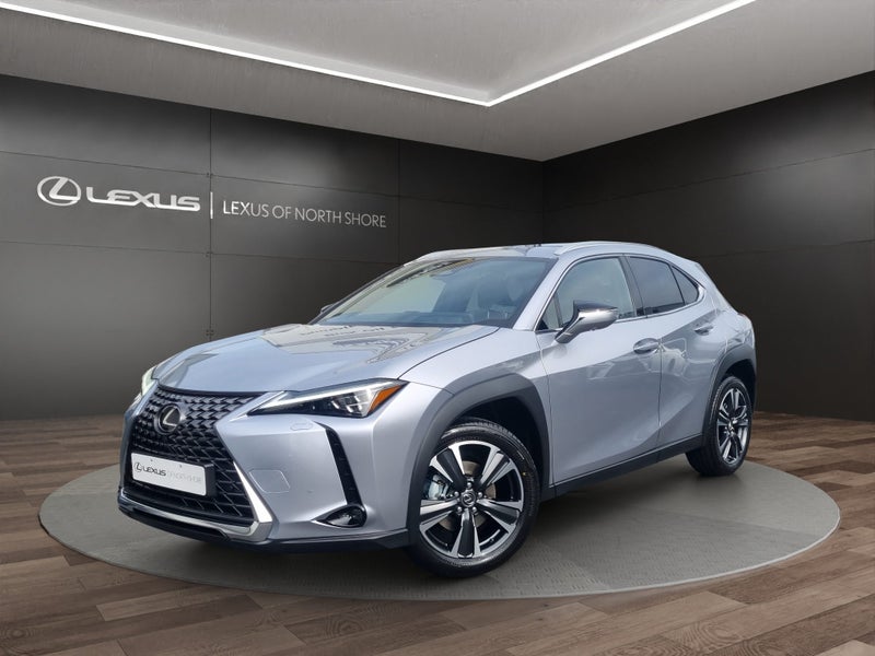 2026 Lexus UX 300h Limited 2.0L Hybrid FWD SUV image 3
