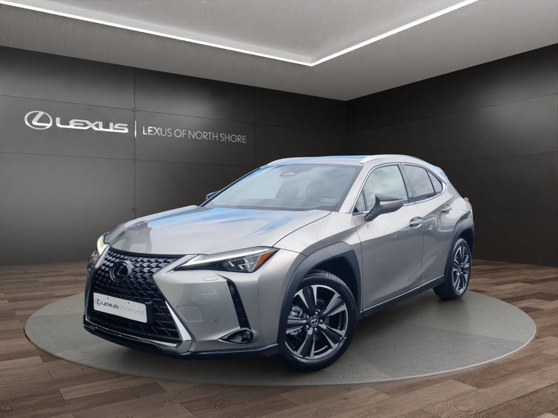 2026 Lexus UX 300h Limited 2.0L Hybrid FWD SUV image 3