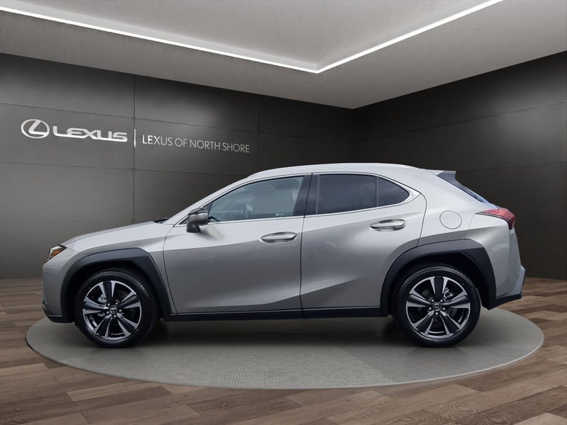 2026 Lexus UX 300h Limited 2.0L Hybrid FWD SUV image 4