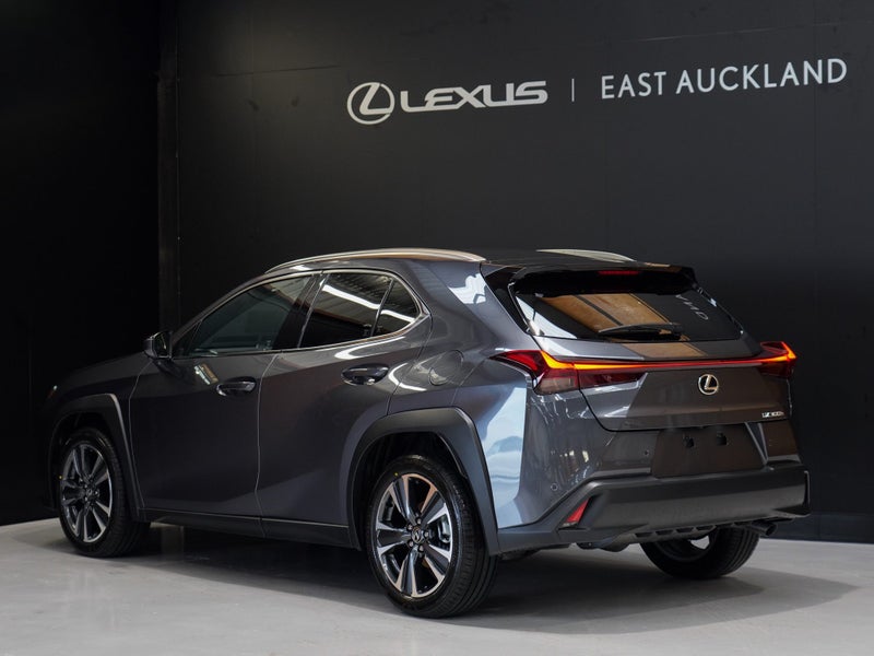 2026 Lexus UX 300h Limited 2.0P HV ECVT FWD SUV... image 2