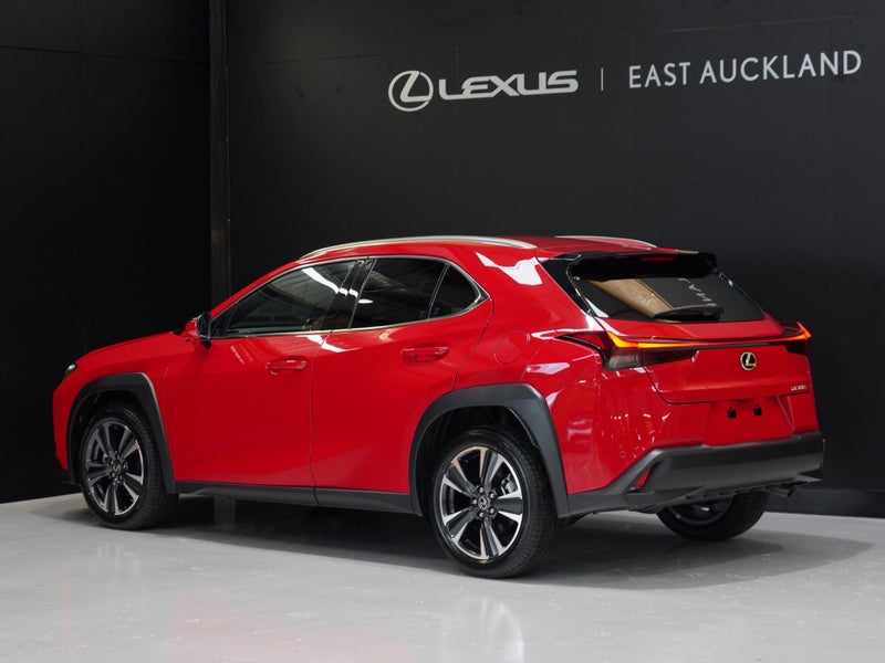 2026 Lexus UX 300h Limited 2.0P HV ECVT FWD SUV... image 2