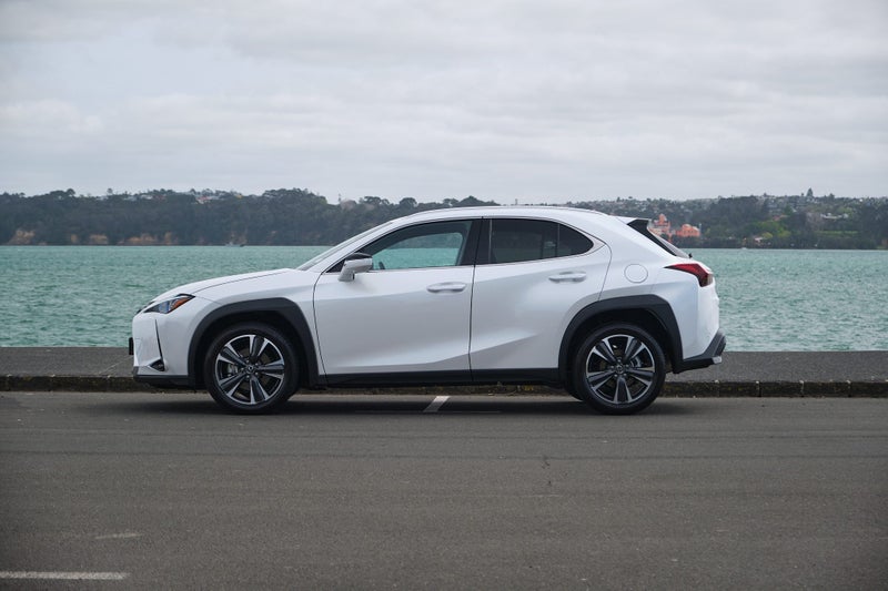 2026 Lexus UX 300h Limited AWD image 3