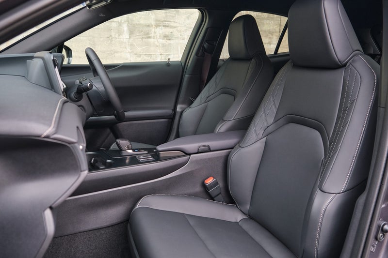 2026 Lexus UX 300h Premium image 5