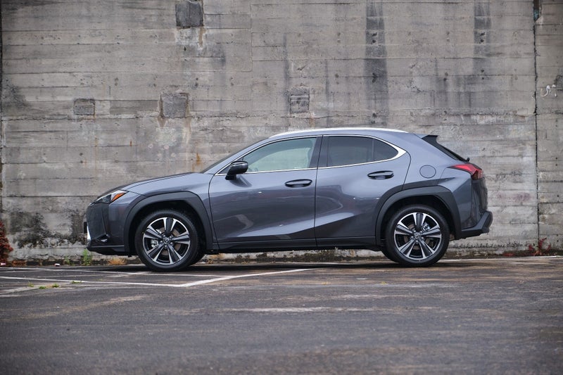 2026 Lexus UX 300h Premium AWD image 3