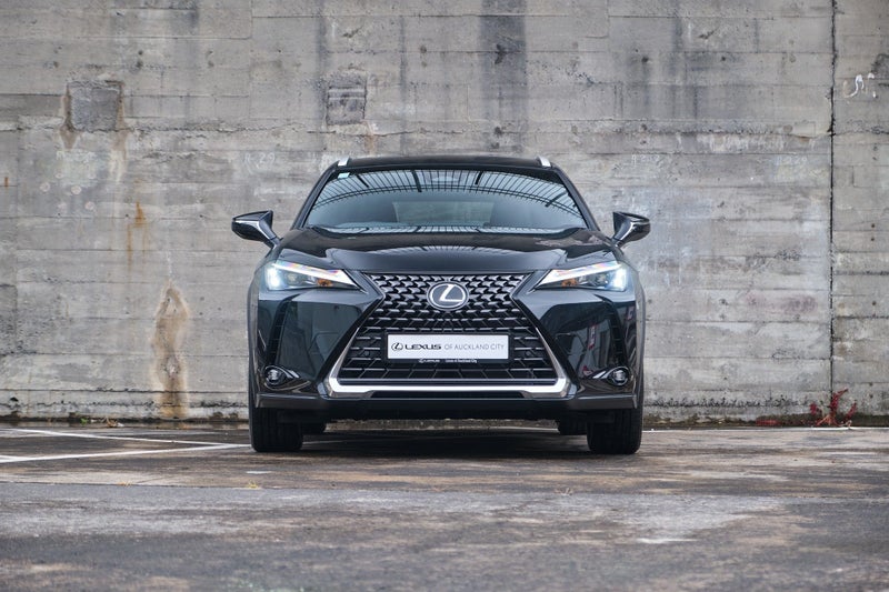 2026 Lexus UX 300h Premium AWD image 2