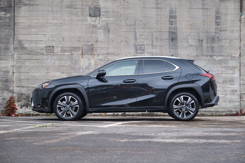 2026 Lexus UX 300h Premium AWD image 3