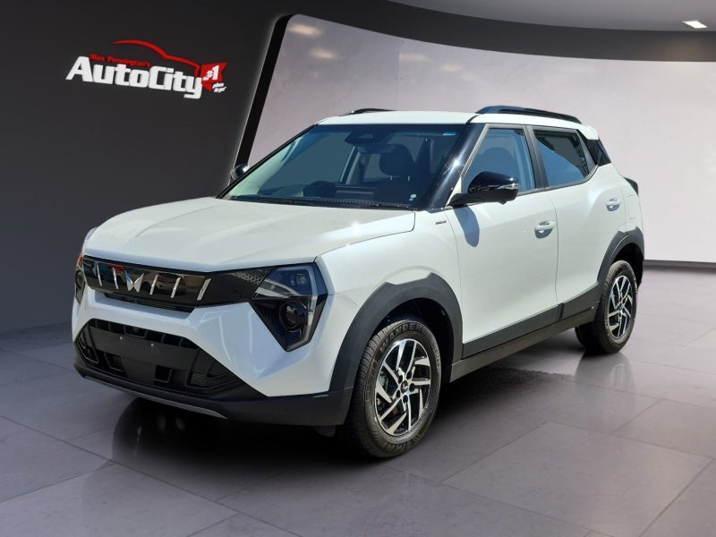 2026 Mahindra XUV 3XO Ax5l 1.2Pt/6At image 3