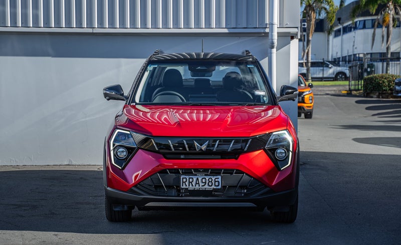 2026 Mahindra XUV 3XO Ax7l 1.2Pt/6At image 3