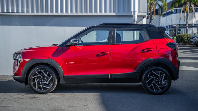 2026 Mahindra XUV 3XO Ax7l 1.2Pt/6At image 5