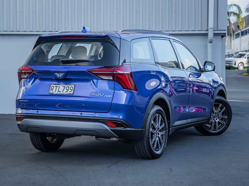 2026 Mahindra XUV700 Ax7l 2.0Pt/6At image 2