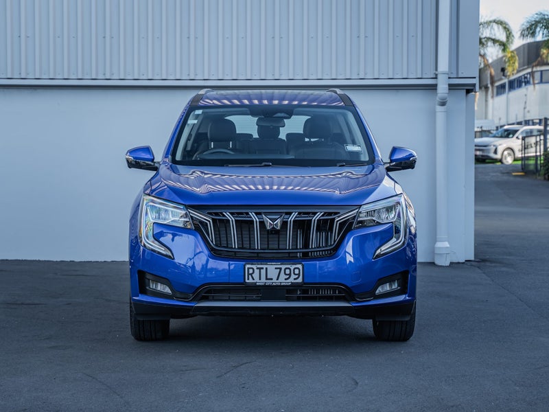 2026 Mahindra XUV700 Ax7l 2.0Pt/6At image 3