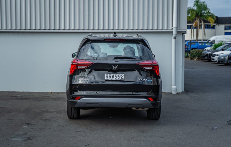 2026 Mahindra XUV700 Xuv 2.0Pt/6At image 4