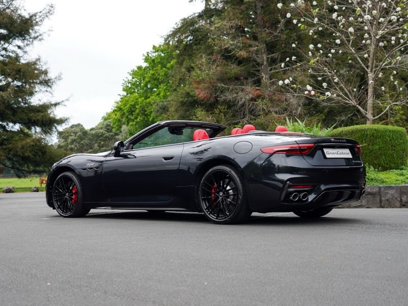 2026 Maserati GranCabrio Trofeo 3.0P 8A 5Dr Wagon image 2