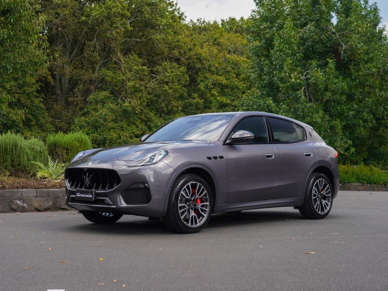 2026 Maserati Grecale 2.0P Turbo 300HP AWD Hybrid image 2