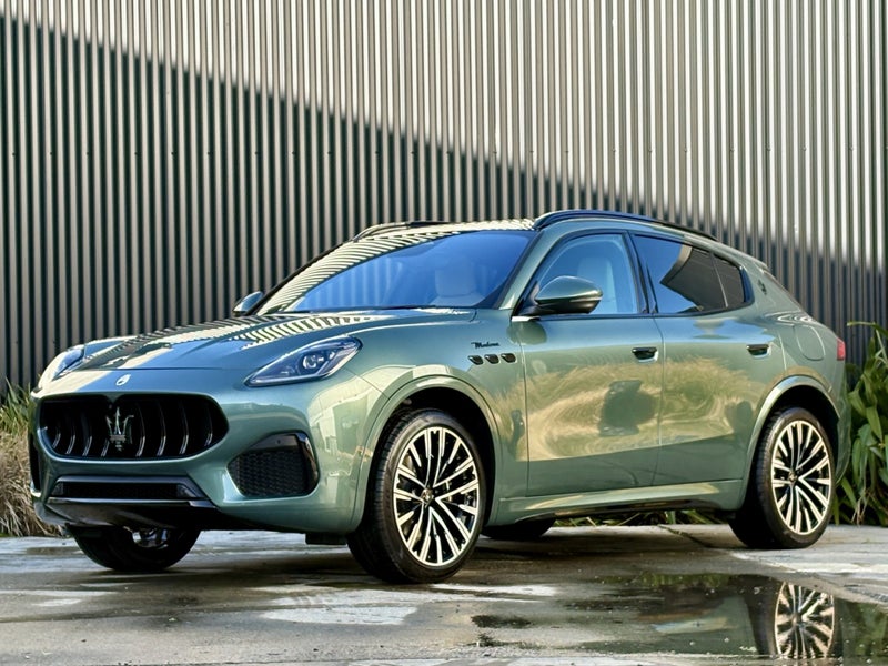 2026 Maserati Grecale Modena Hybrid image 5