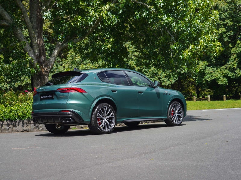 2026 Maserati Grecale Trofeo 3.0 Bi-Turbo V6 AWD image 4