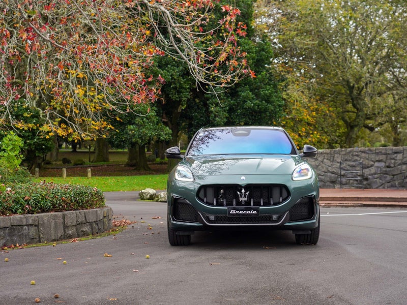 2026 Maserati Grecale Trofeo 3.0P V6 Bi-Turbo AWD image 3