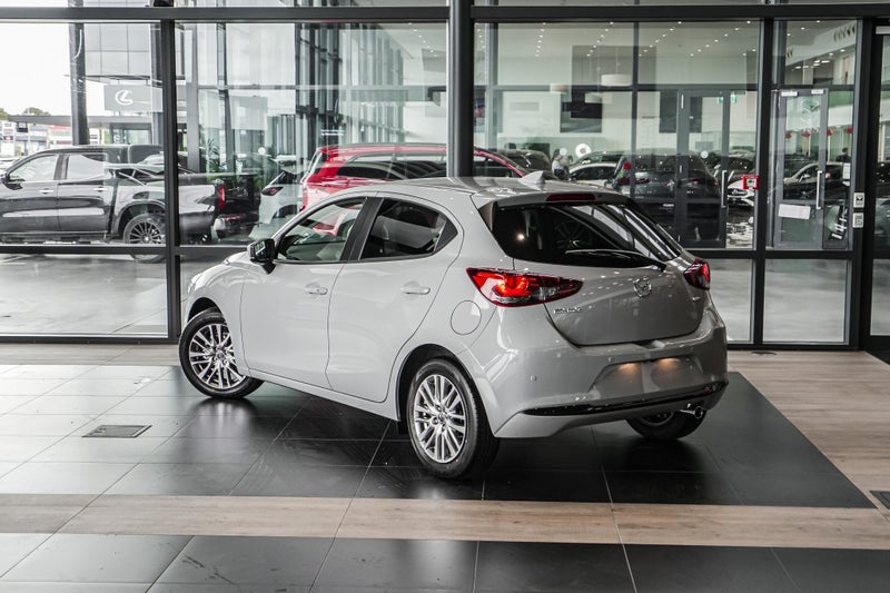 2026 Mazda 2 Gsx 1.5P/6At image 4