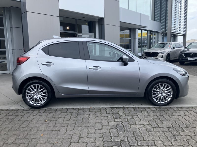 2026 Mazda 2 Gsx 1.5P/6At image 3