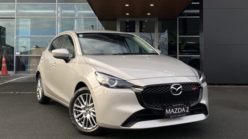 2026 Mazda 2 Gsx 1.5P/6At image 3