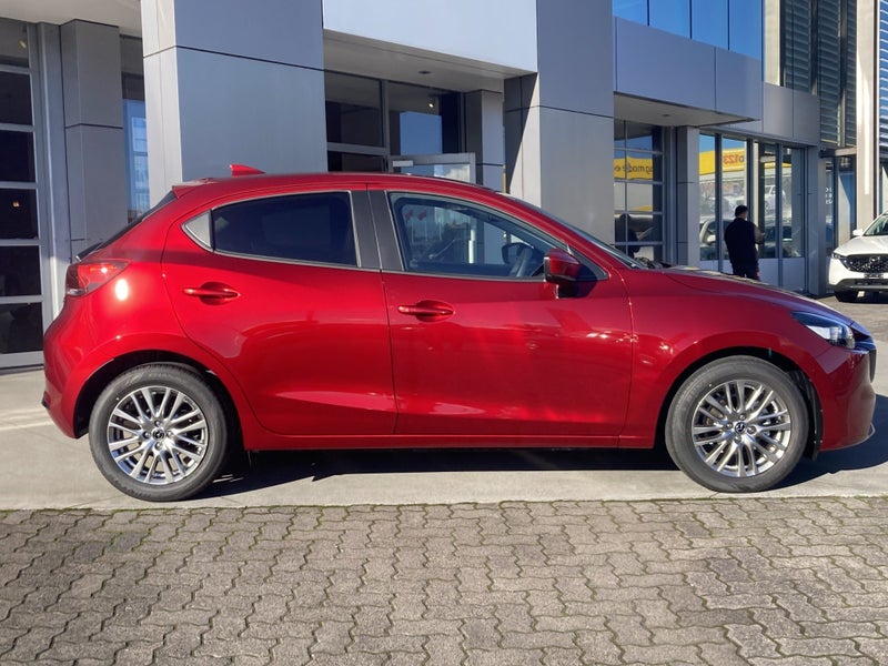 2026 Mazda 2 Gsx 1.5P/6At image 3