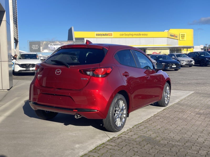 2026 Mazda 2 Gsx 1.5P/6At image 4