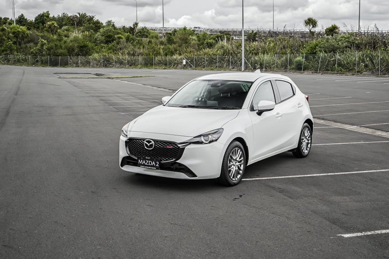 2026 Mazda 2 Gsx 1.5P/6At image 3